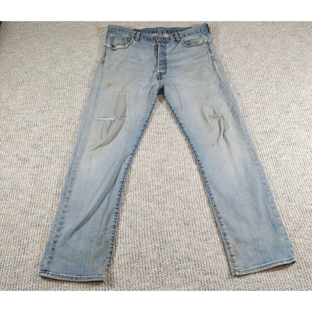 Levi's 501 Button Fly Jeans Men's 36x27 (Tag 36x30)Distressed Light Straight Leg